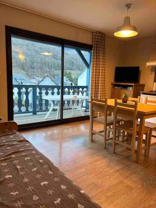Appartement Avec Cabine Arreau Exteriér fotografie